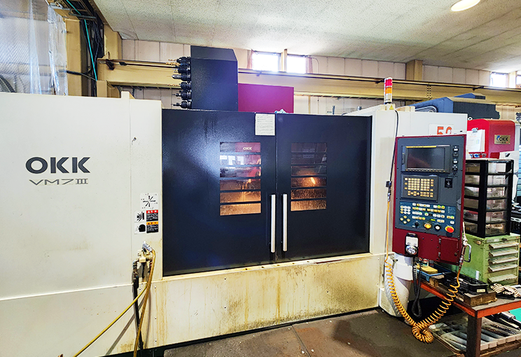 大阪機工（OKK）マシニングセンター（VM7Ⅲ）